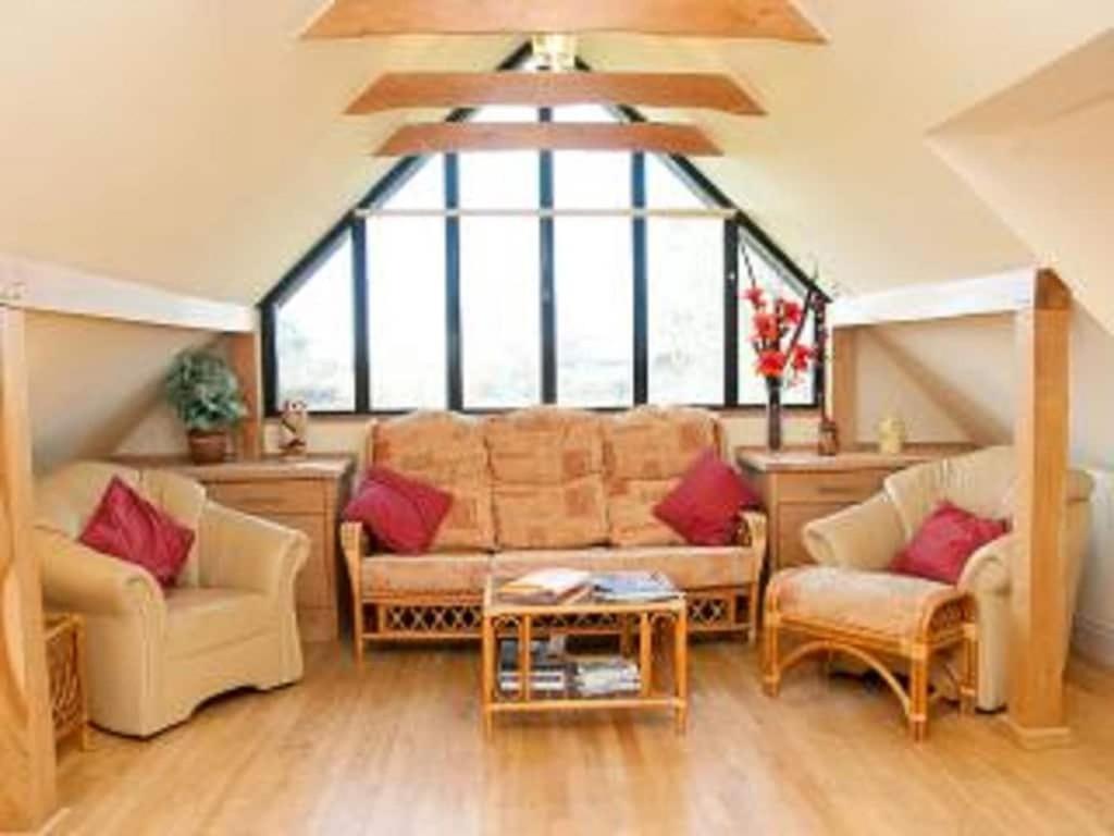 Apartamento Owls Nest - Peace And Tranquility Near Woodbridge & Framlingham In Rural Suffolk Exterior foto