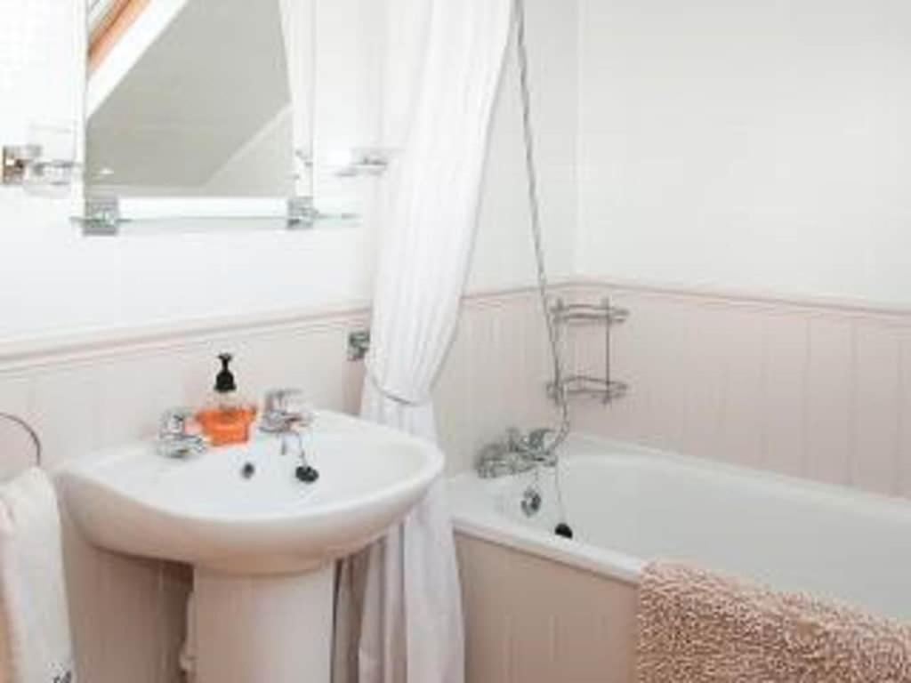 Apartamento Owls Nest - Peace And Tranquility Near Woodbridge & Framlingham In Rural Suffolk Exterior foto